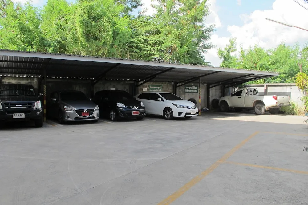 Pattara Apartment Suratthani