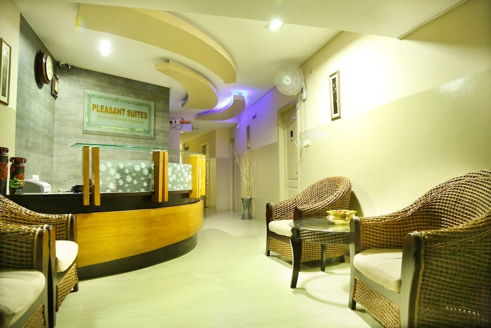 Pleasant Moments -Business Hotel