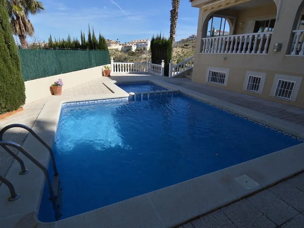 Cozy Villa in Rojales With Private Swimming Pool