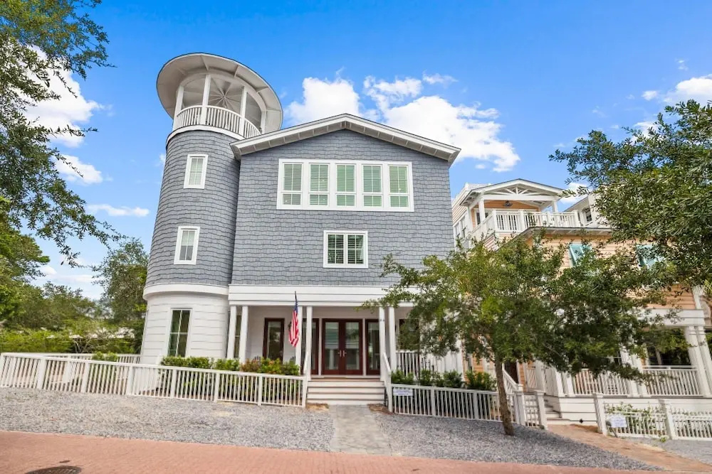 Newly Designed Custom Seaside Home with 6 Bedrooms + Next to Adult Pool/Fitness Center 6 Home by RedAwning