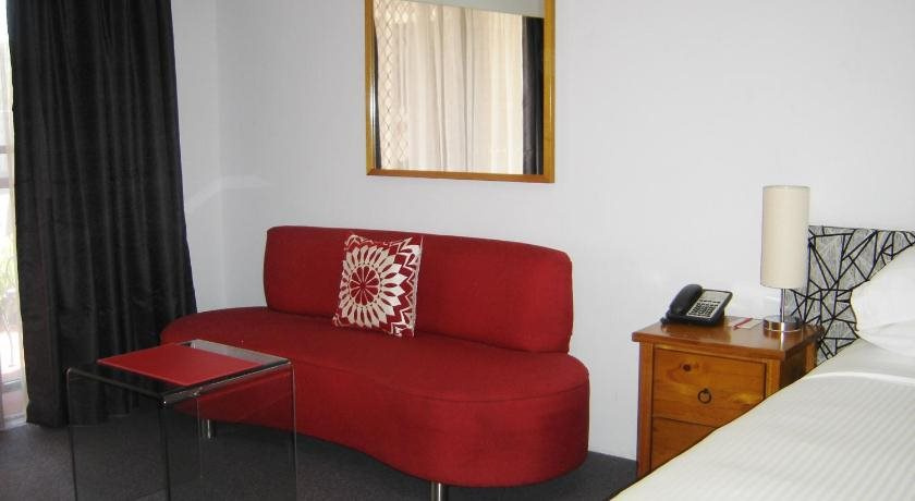 Avaleen Lodge Motor Inn