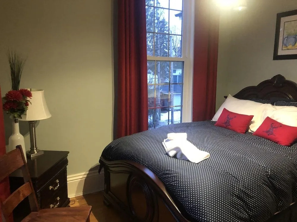 1000 Islands B&B "Boutique Hotel Experience"