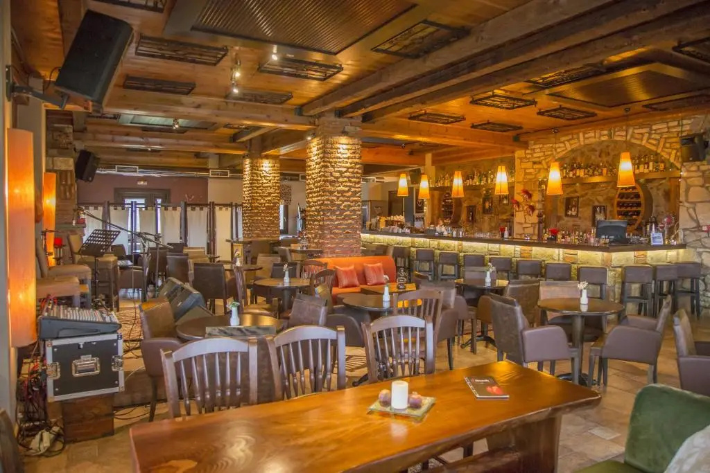 Aiolides Hotel