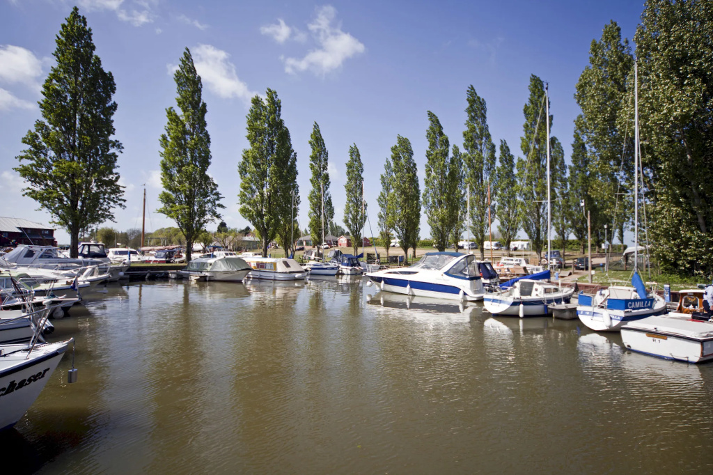Waveney Inn & Hotel