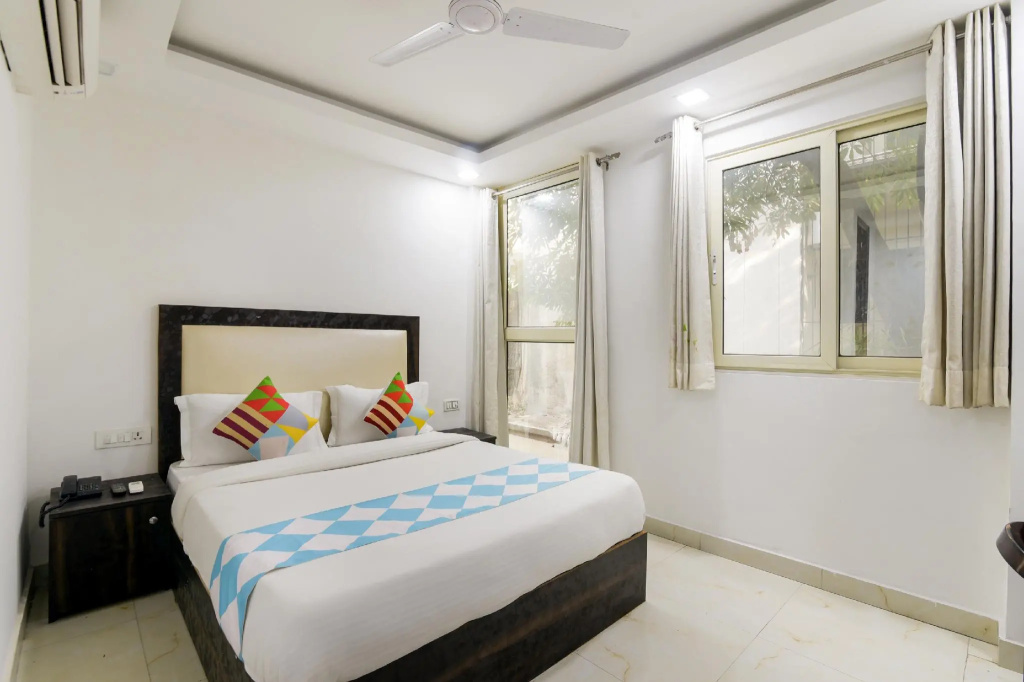 OYO 81182 Collection O Comfy Stay Hotels