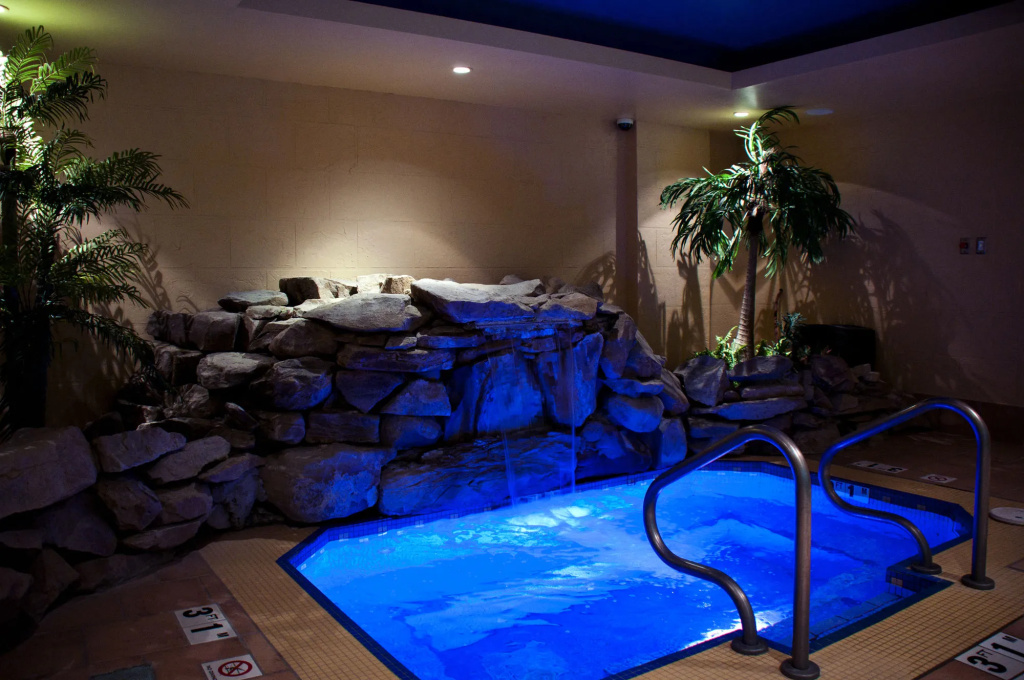 iHOTEL & Conference Centre Red Deer