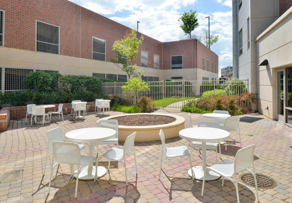 SpringHill Suites Fairfax Fair Oaks