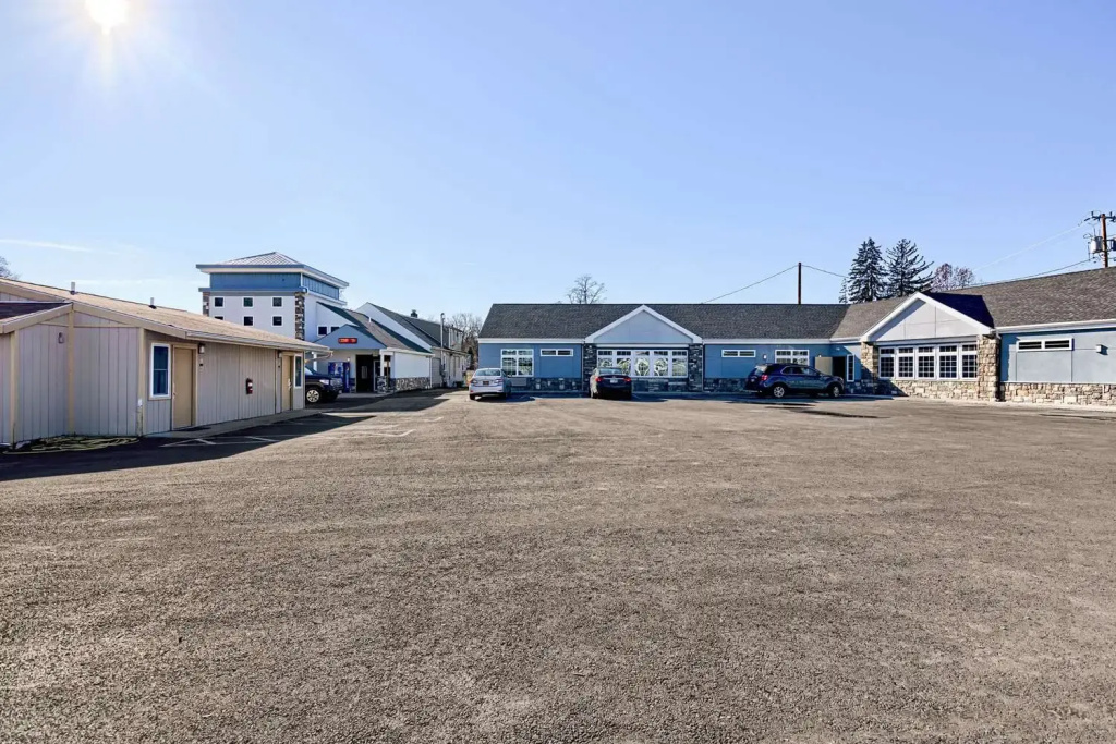 Rodeway Inn & Suites Ithaca South