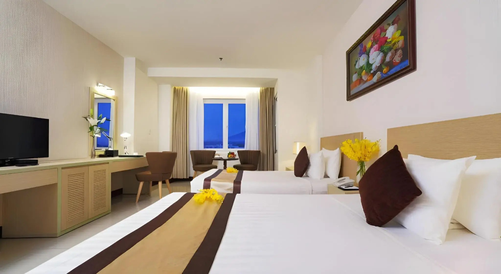 Sunrise Hotel