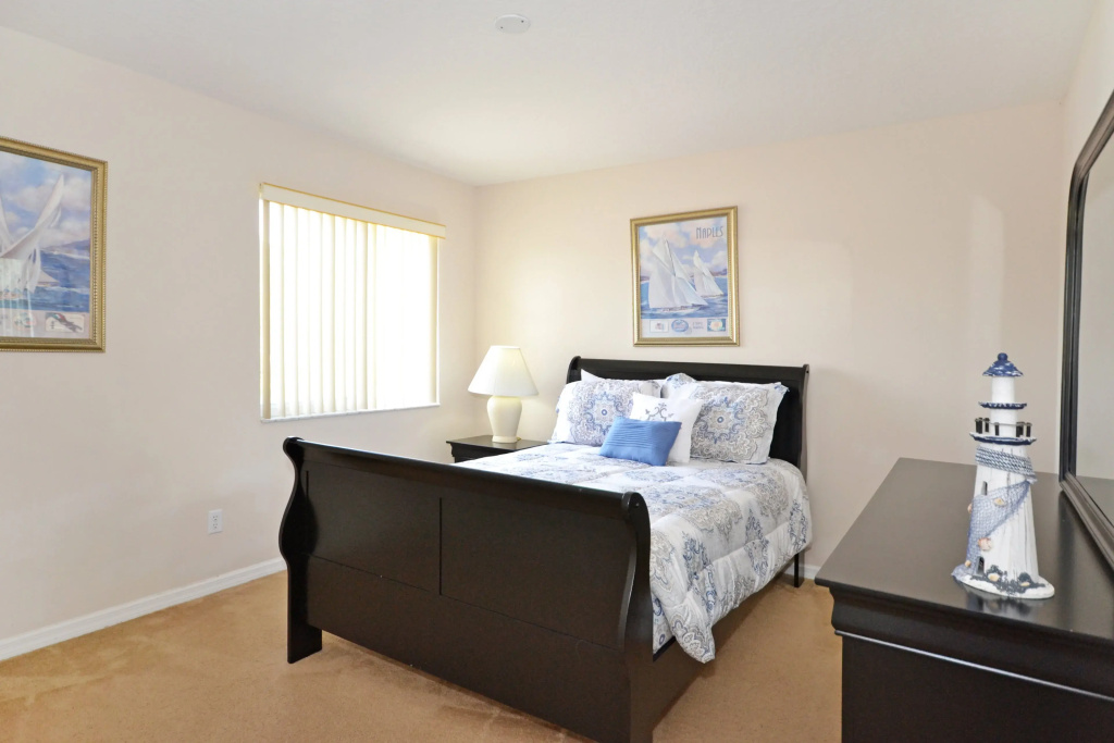 Villa Corvina , Davenport, US