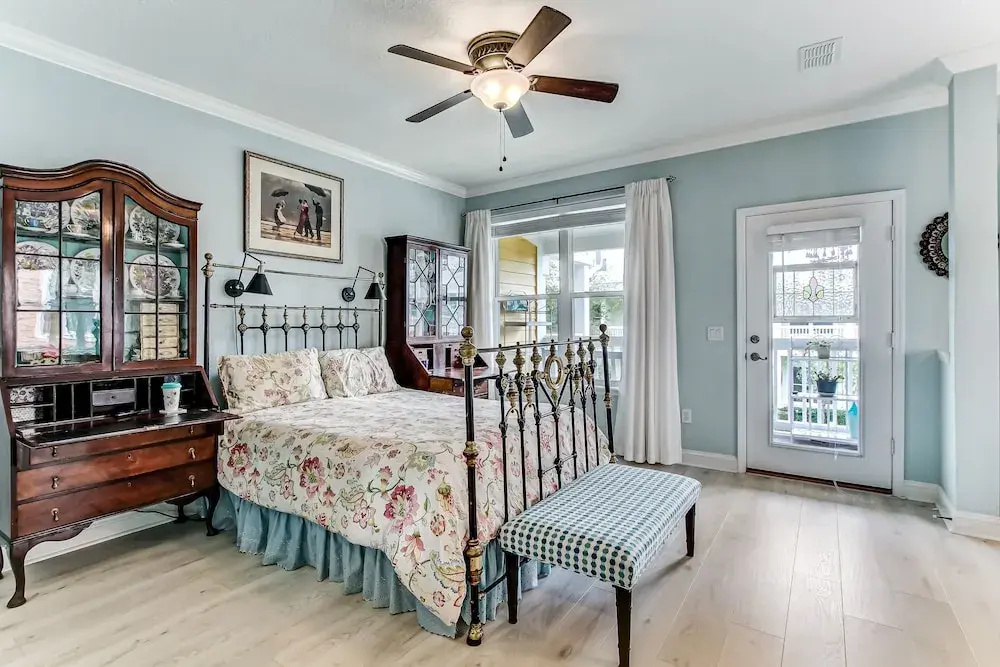 2152 Cape Sound townhouse