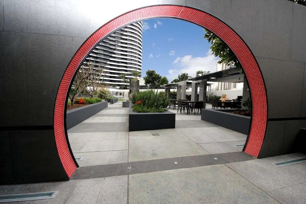 The Oracle Broadbeach 906