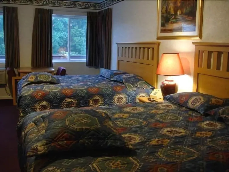 Rocky River Inn
