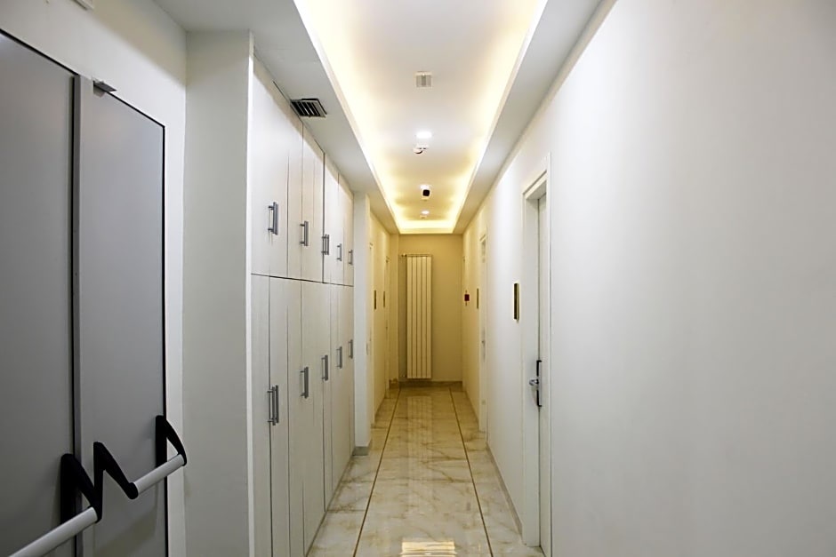 CSI Group - Hotel Metropoli