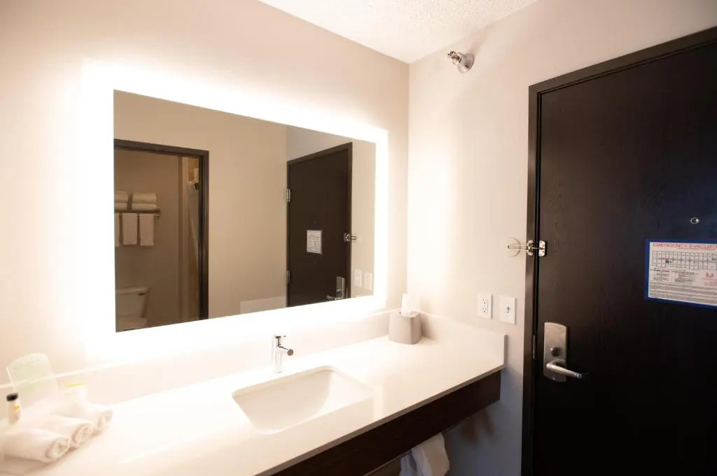 Holiday Inn Express Houghton-Keweenaw by IHG