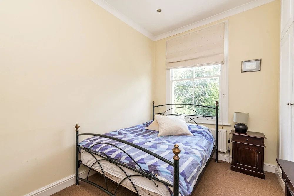 NEW Super 2BD Flat Well Connected to City Centre