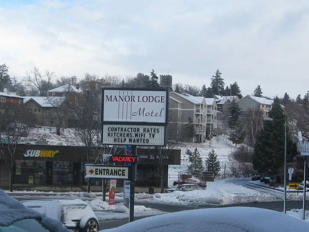 Pinelodge Motel
