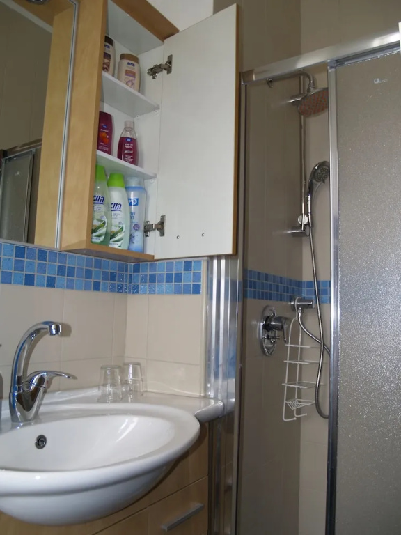 Guy Family Guestroom - Adult Only