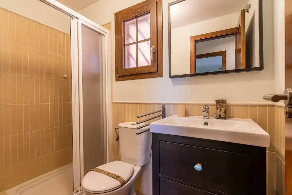 2-bedroom Apartment With Pool