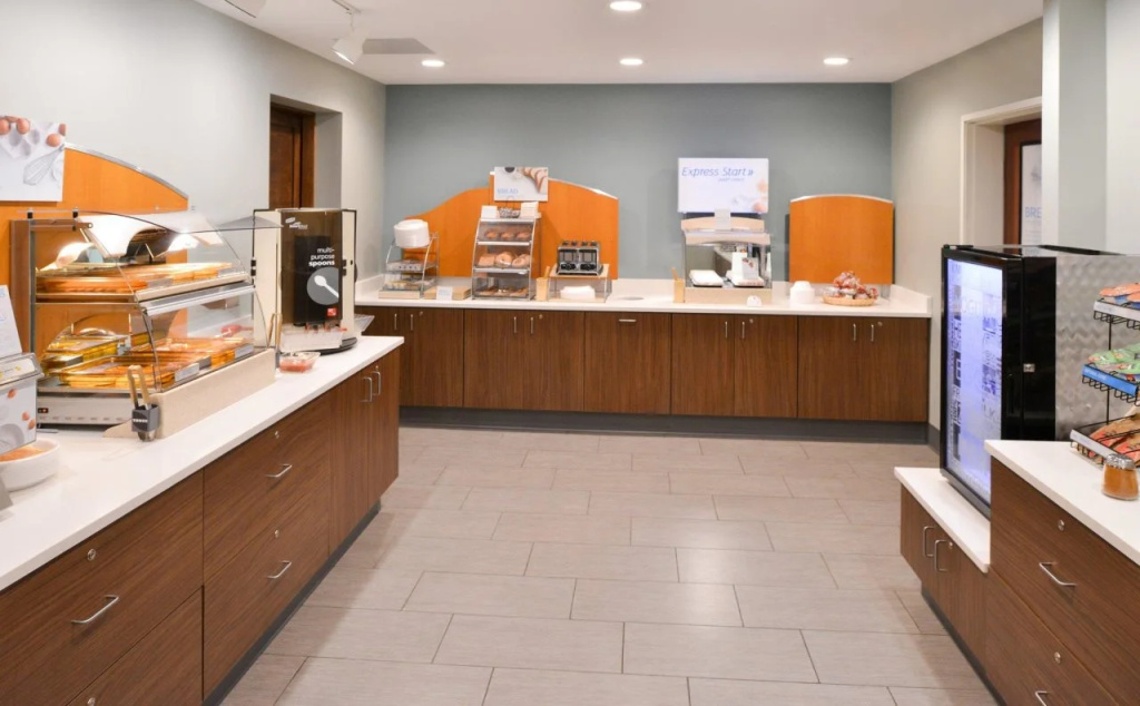 Holiday Inn Express Hotel & Suites Clifton Park by IHG