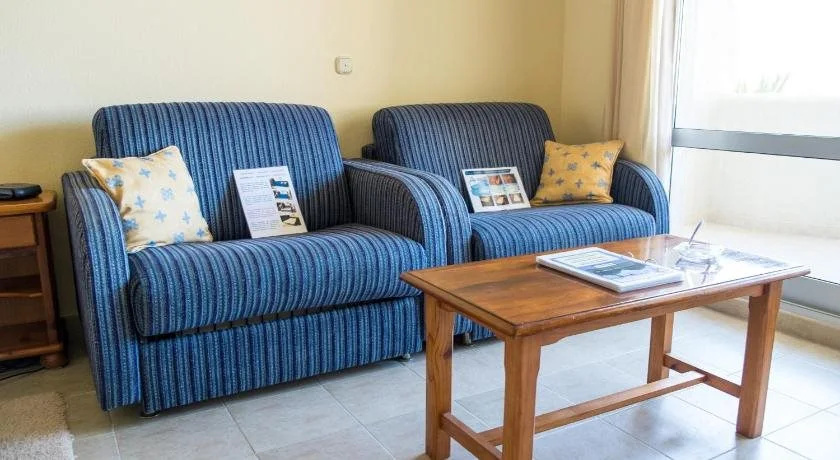 Kingfisher Apartments Benal Beach