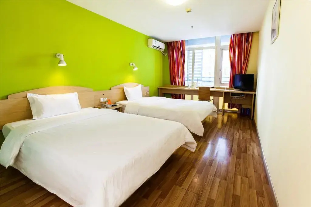 7Days Inn Sanya Chunyuan Seafood Square