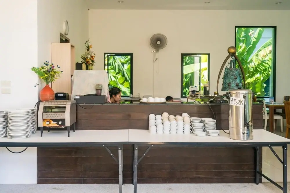 Kh2605 - Sea-view Penthouse in Karon Walk to Beach Restaurants Bars Shops