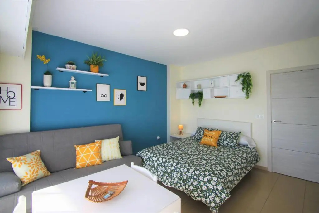 CasaTuris Studio in the Center of Alicante A107