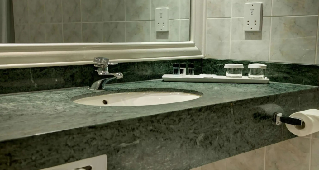 Manor Hotel Solihull, BW Signature Collection