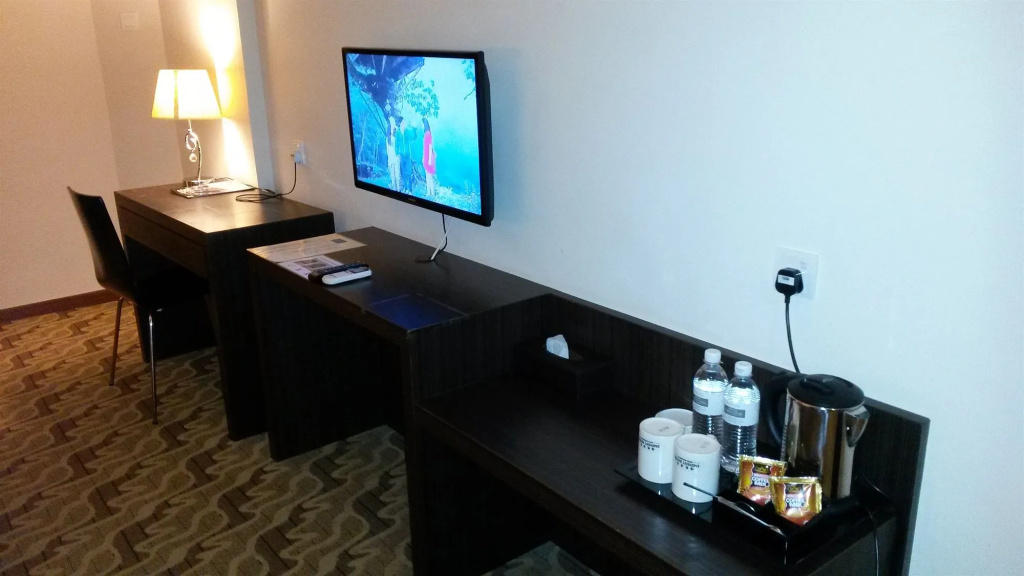 Eminent Hotel