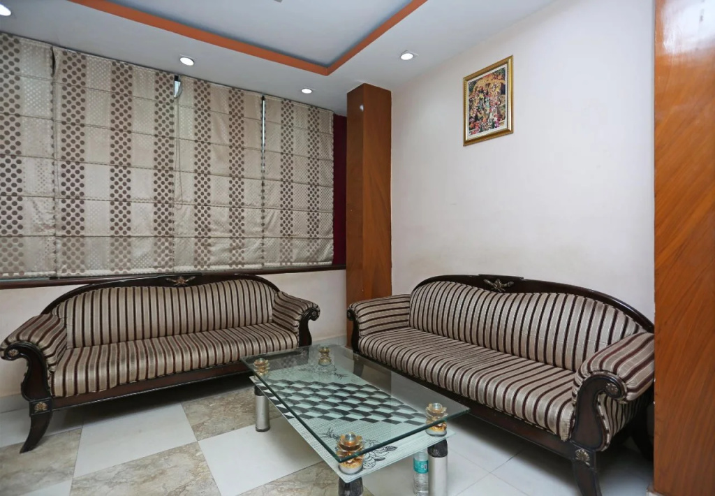 OYO 3996 HKJ Residency