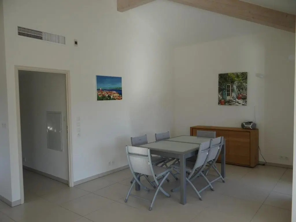 Appartement Cavalaire-sur-Mer, 3 pièces, 6 personnes - FR-1-100-226