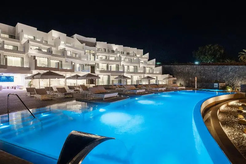 Royal Marina Suites Boutique Hotel