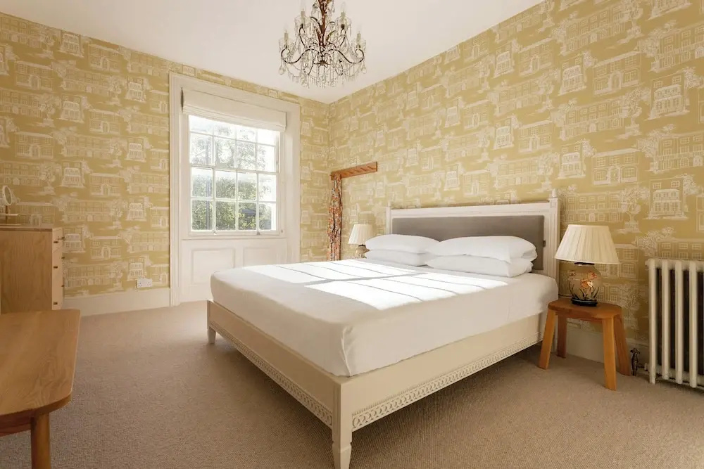 Canonbury Park North II by Onefinestay