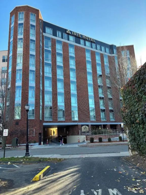 Iris Hotel Boston