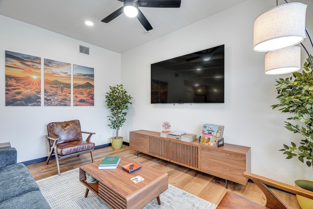 Newly Finished, High-end Condo Near Tucsons Best