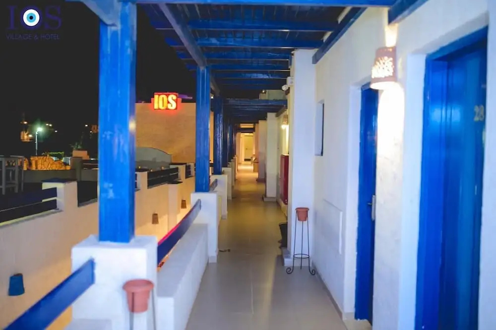 Ios Hotel & Village Extension