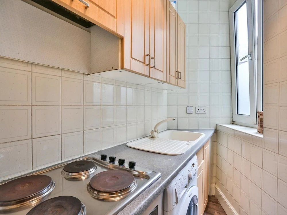 Sloane Avenue Apartments