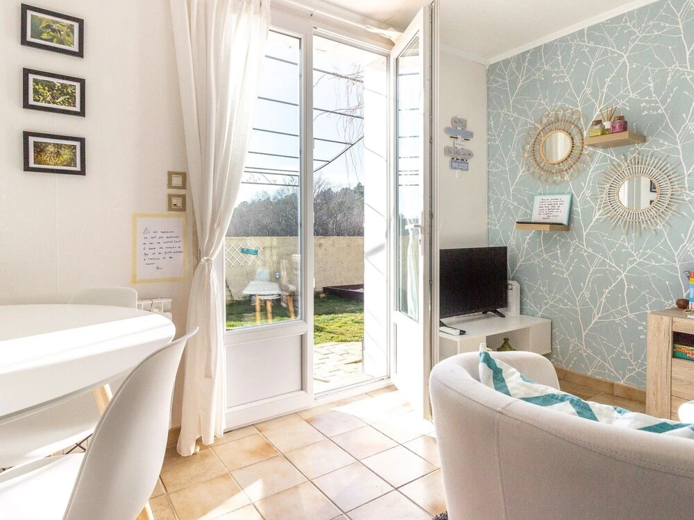 Magnificent Villa in Gargas with Private Swimming Pool