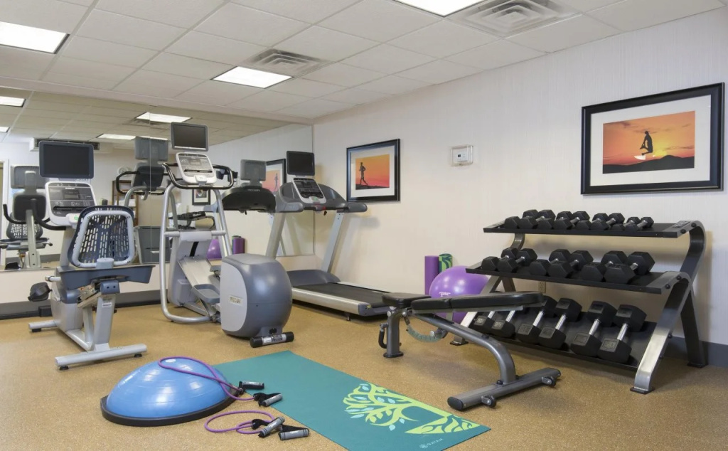 Holiday Inn Express Hotel & Suites Grand Rapids-North by IHG