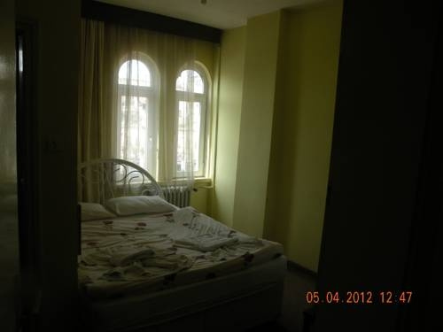 Hotel Zelve