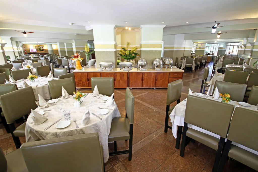San Raphael Hotel