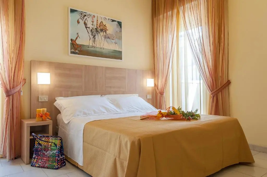 Hotel Corinna