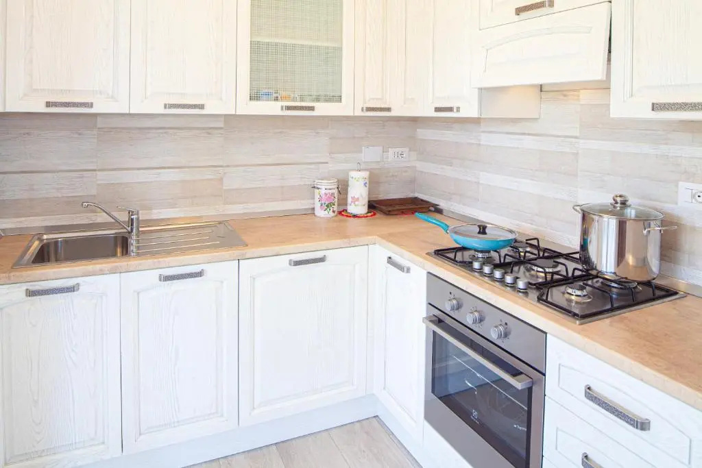 Villa Mimosa Diano Marina: exclusive use villa, garden, barbecue, 3 bedrooms and 3 bathrooms