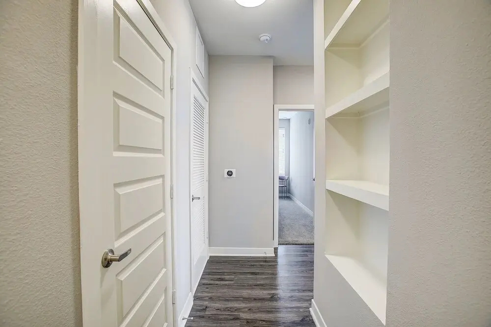 FRONTDESK Five Two At Highland Apts Downtown Austin