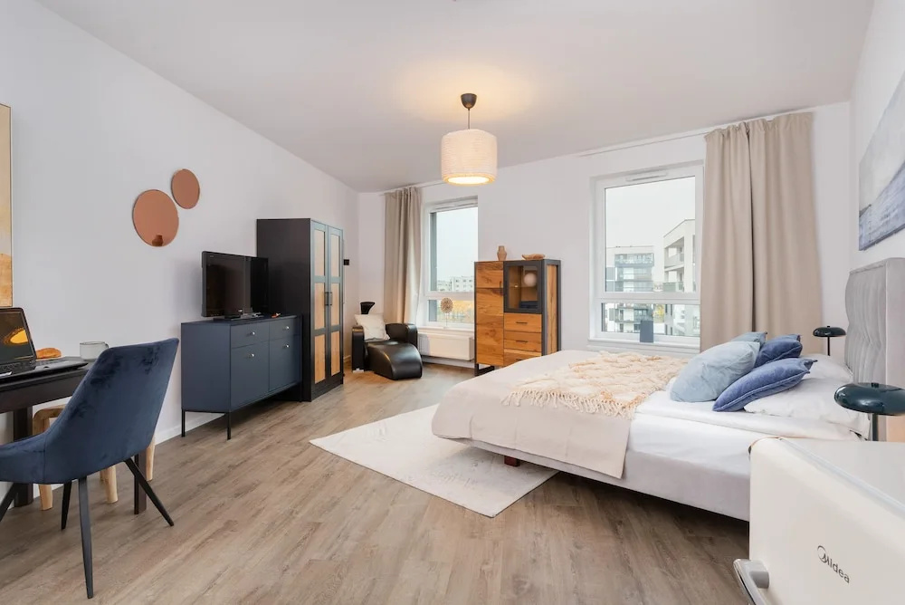 Studio With Parking & Gym by Renters
