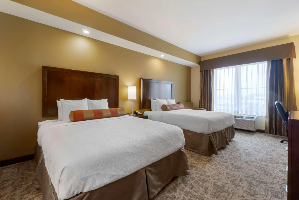 Best Western Plus Lacey Inn & Suites