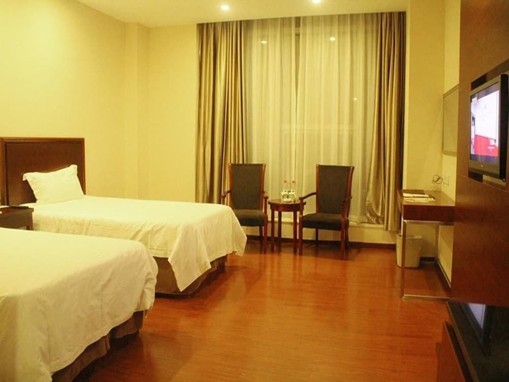 GreenTree Inn Guangdong Guangzhou Baiyun Avenue Yongping Business Hotel