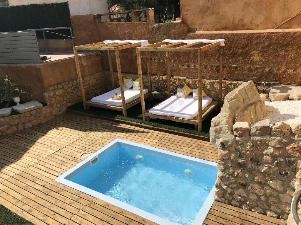 House With 5 Bedrooms in Can Trabal, With Wonderful Mountain View, Enclosed Garden and Wifi - 16 km From the Beach