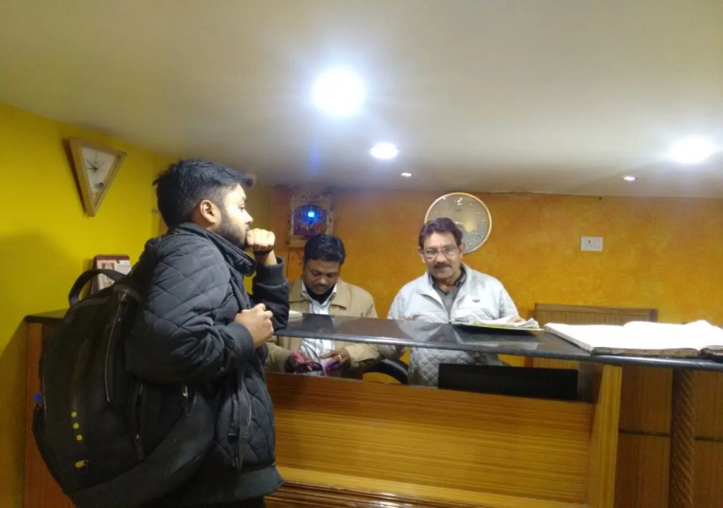 OYO Flagship 87482 Hotel Lord Shiva
